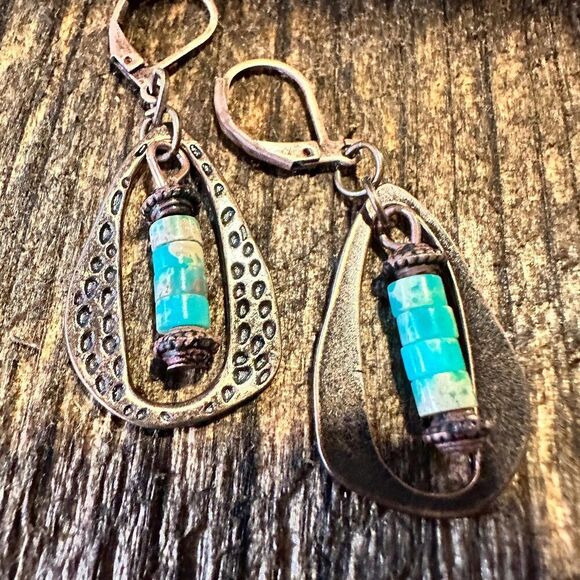 Boho Hippie‎ Western Delicate Copper & Turquoise Drop Wire Earrings, Gift Box - Picture 6 of 6